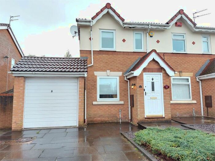 2 Bedroom Semi-Detached House To Rent In Lyme Clough Way, Middleton, Manchester, Lancashire, M24