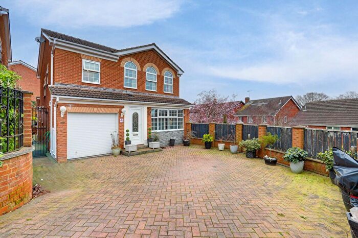 4 Bedroom Detached House For Sale In Larch Close, Arnold, NG5