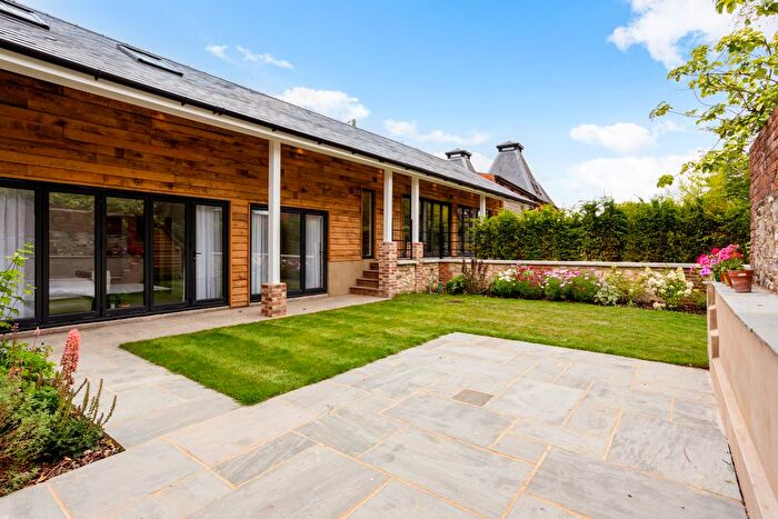 3 Bedroom Detached House For Sale In East Worldham, Hampshire, GU34