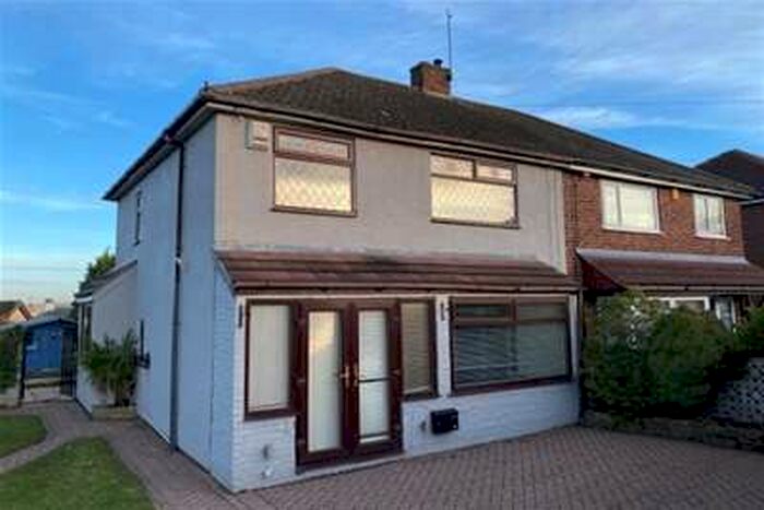 3 Bedroom House To Rent In Austen Drive, Bramley, Rotherham, S66