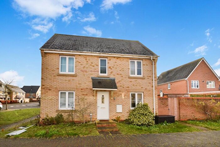 3 Bedroom Detached House To Rent In Fox Brook, St. Neots, PE19