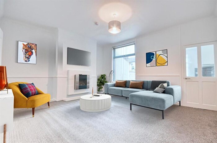 2 Bedroom House To Rent In Hollin Grove Street, Darwen, BB3