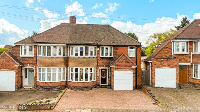5 Bedroom Semi Detached House For Sale In Willmott Road, Sutton Coldfield, West Midlands, B75