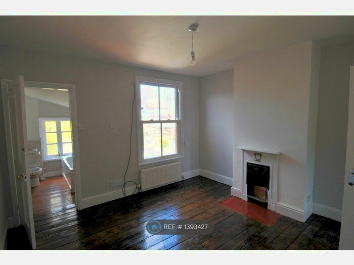 3 Bedroom Terraced House To Rent In Bath Road, Worcester, WR5