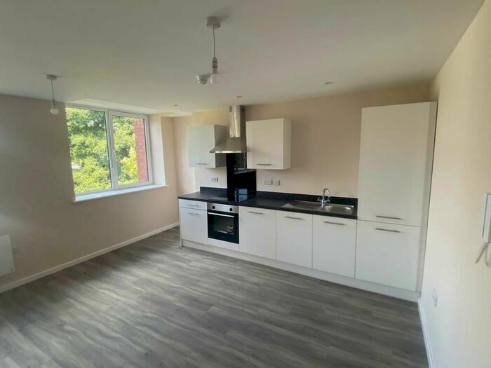 1 Bedroom Flat To Rent In Southwood House, Manchester, M5