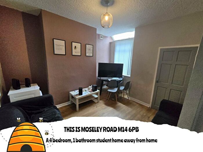 4 Bedroom End Of Terrace House To Rent In Moseley Road Fallowfield, M14