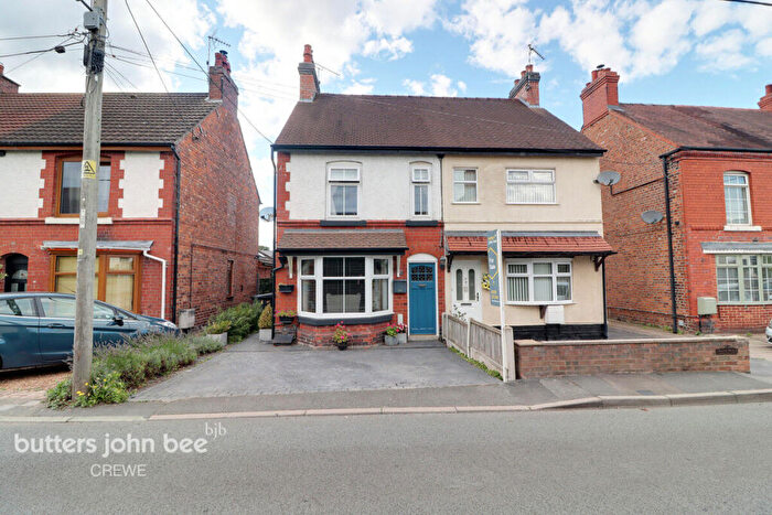 3 Bedroom Semi-Detached House For Sale In Main Road, Crewe, CW2