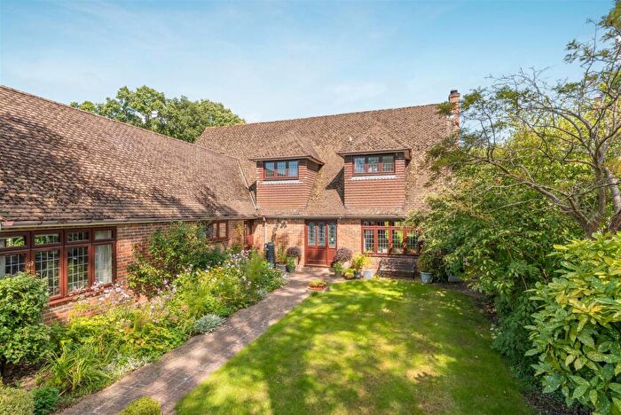 5 Bedroom Detached House For Sale In Woodside Road, Winkfield, SL4