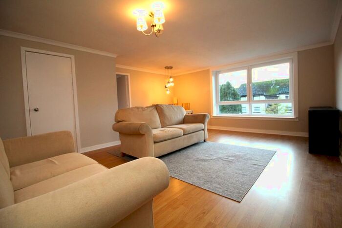 2 Bedroom Flat To Rent In Buchanan Drive, Newton Mearns, Glasgow, G77