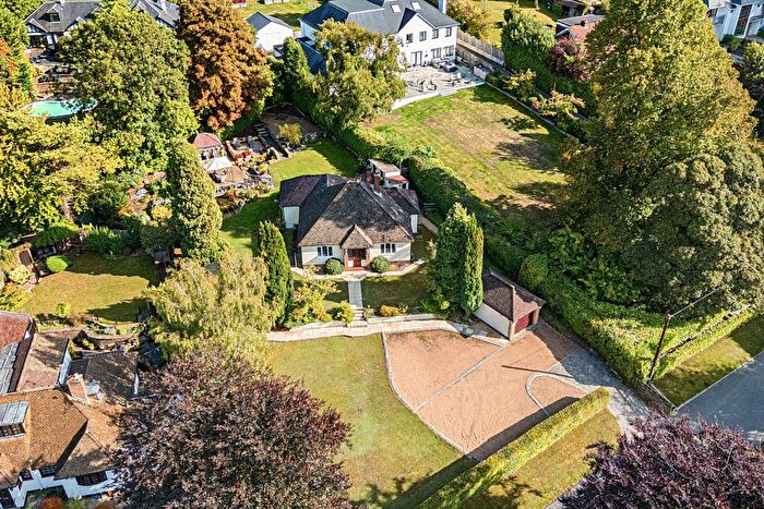 3 Bedroom Bungalow For Sale In Stonehouse Road, Halstead, Sevenoaks, TN14