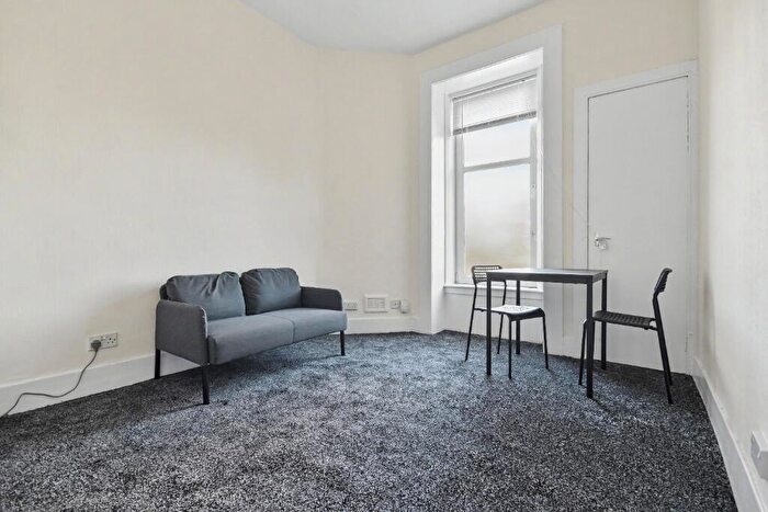 1 Bedroom Flat To Rent In Murdieston Street, Inverclyde, Greenock, PA15