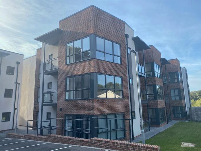 2 Bedroom Ground Flat To Rent In Edmunds Vale, Durham City, DH1