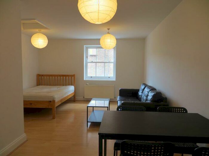 Studio To Rent In Forum Court, Libra Road, Bow, E3