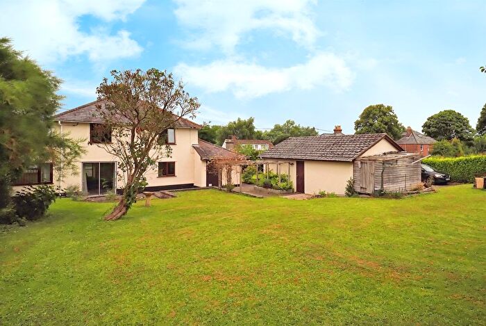 3 Bedroom Detached House For Sale In Church Road, Laverstock, Salisbury, SP1