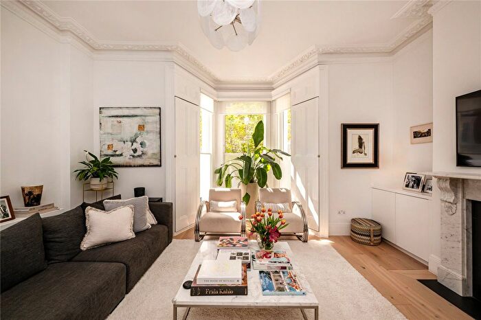 4 Bedroom Terraced House To Rent In Portland Road, Notting Hill, London, W11