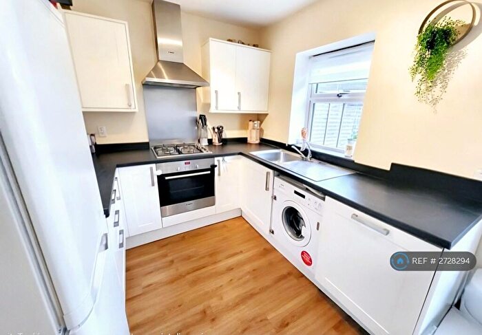 3 Bedroom Terraced House To Rent In Moravian Road, Bristol, BS15