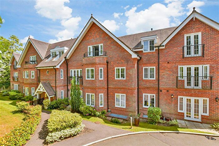 2 Bedroom Flat For Sale In Reigate Road, Reigate, Surrey, RH2