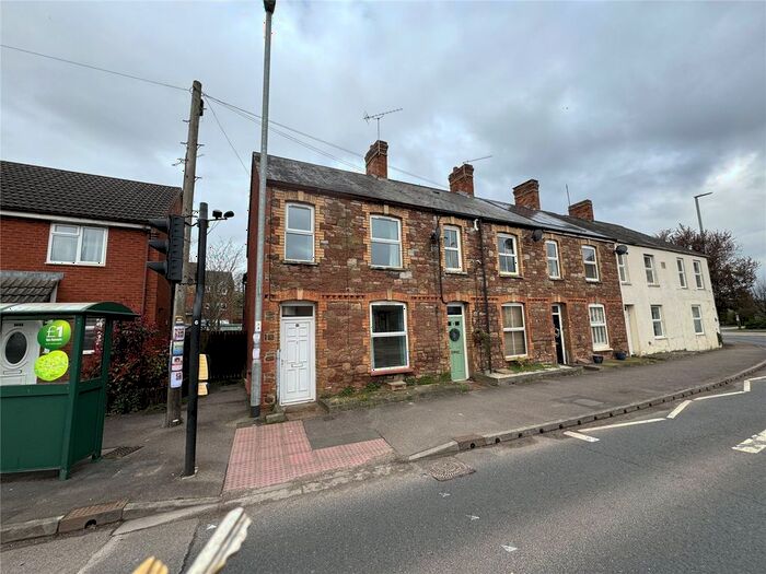 3 Bedroom End Of Terrace House To Rent In Spring Terrace, Norton Fitzwarren, Taunton, TA2