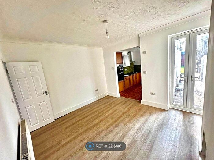 3 Bedroom Terraced House To Rent In Wolseley Road, Great Yarmouth, NR31