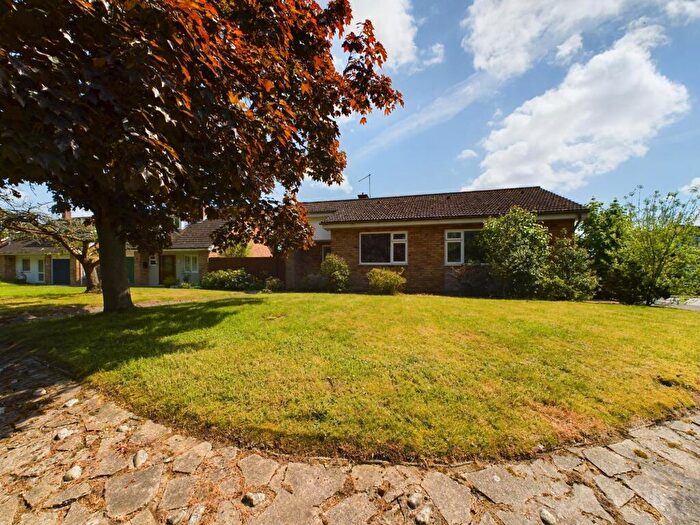 3 Bedroom Bungalow To Rent In Bell Lane, Saham Toney, IP25