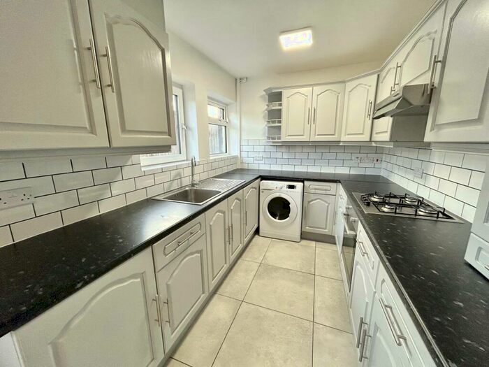 3 Bedroom House To Rent In Peckforton Way, Upton, Chester, CH2