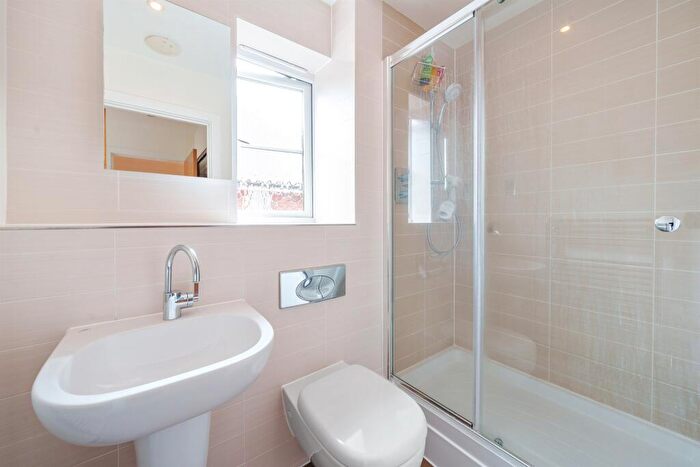 4 Bedroom Detached House For Sale In St. Pauls Gardens, Maidenhead, SL6