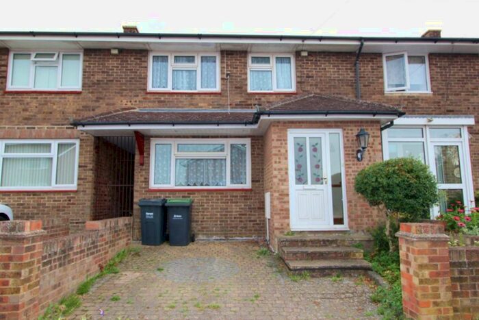 3 Bedroom House To Rent In Forestside Avenue, Havant, Hampshire, PO9