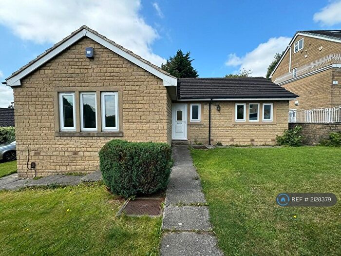 4 Bedroom Bungalow To Rent In Northcroft Rise, Bradford, BD8