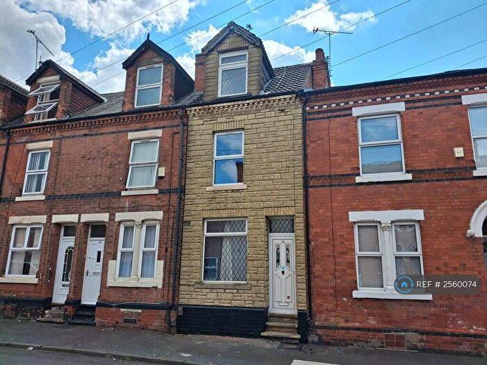 3 Bedroom Terraced House To Rent In St Christopher Street, Nottingham, NG2