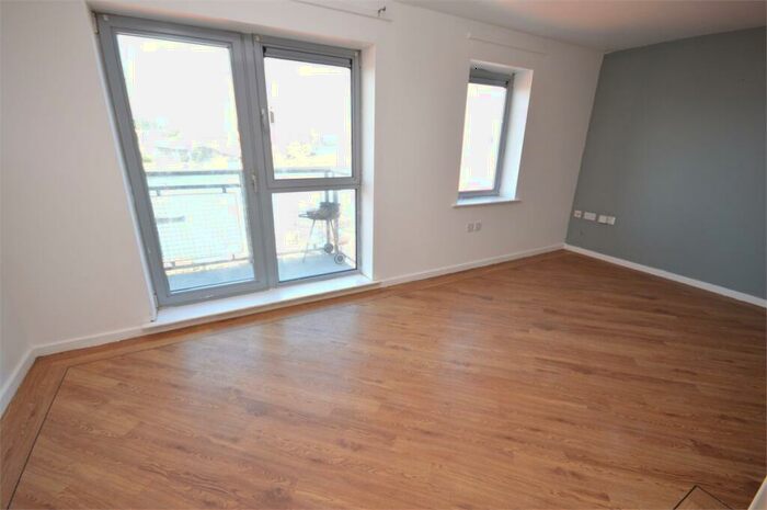 2 Bedroom Apartment To Rent In Low Street, Sunderland, SR1