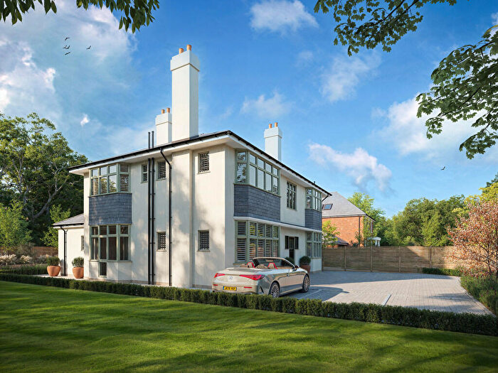 4 Bedroom Detached House For Sale In Talbot Avenue, Bournemouth, BH3