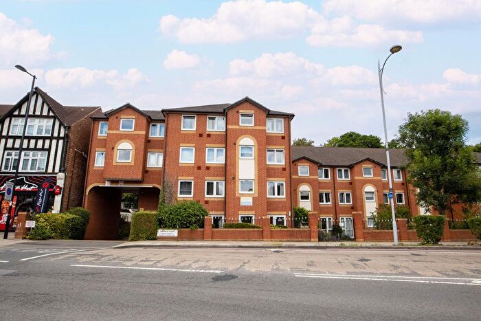 1 Bedroom Flat For Sale In Brighton Road, Coulsdon, CR5