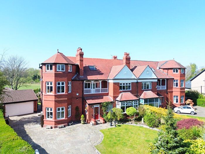 6 Bedroom Semi Detached House For Sale In Brook Road, Maghull, L31