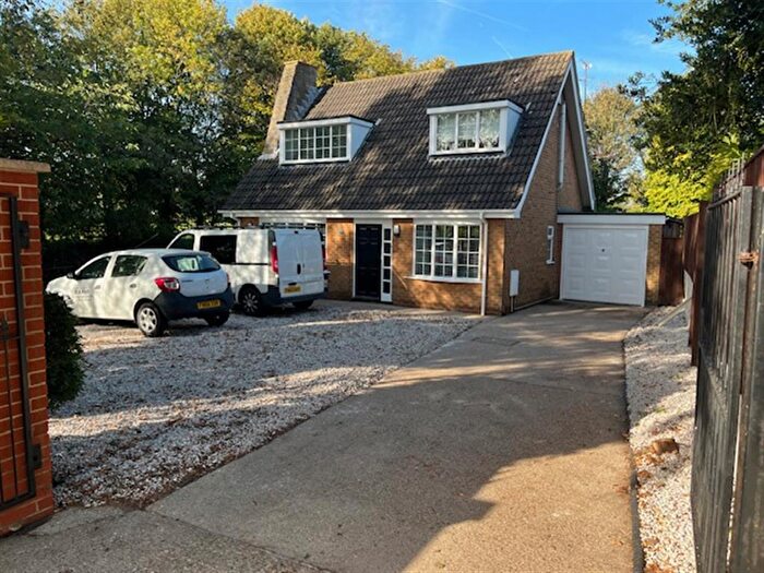 3 Bedroom Detached House To Rent In Watnall Road, Hucknall, NG15