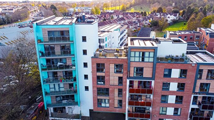 1 Bedroom Flat For Sale In Paintworks, Brislington, Bristol, BS4