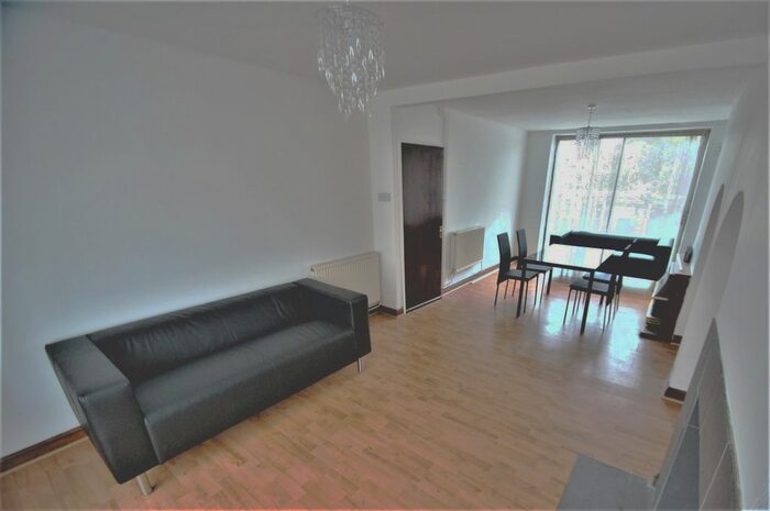 3 Bedroom Terraced House To Rent In Terry Road, Coventry, CV1