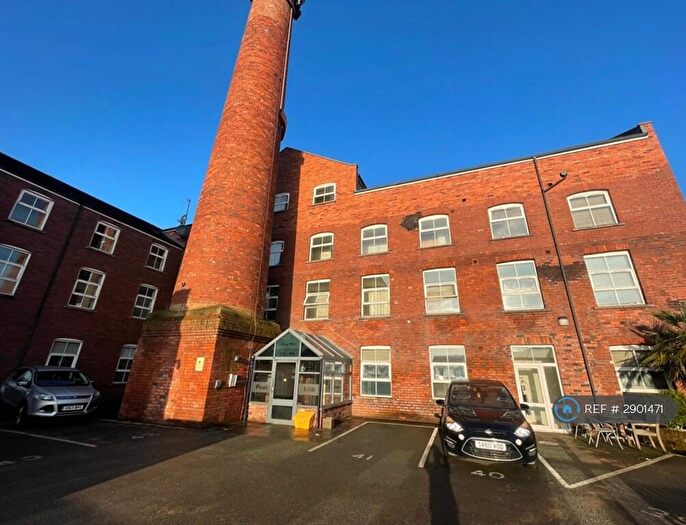 2 Bedroom Flat To Rent In Commercial Street, Morley, LS27