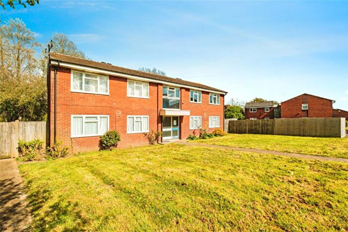 1 Bedroom Flat For Sale In Toomey Road, Steyning, West Sussex, BN44