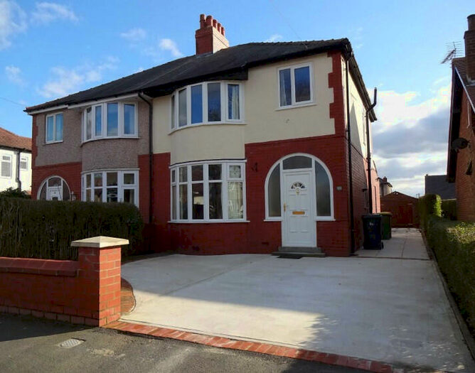 3 Bedroom Semi-Detached House To Rent In Parklands Drive, Preston, PR2