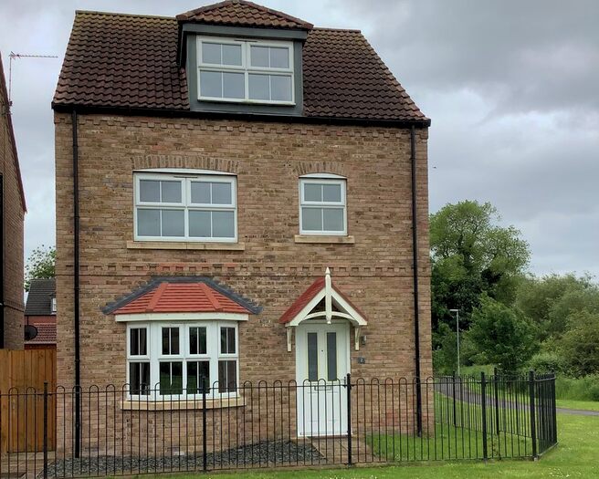 4 Bedroom Detached House To Rent In Saunders Close, Caistor, LN7