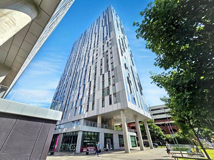 2 Bedroom Flat For Sale In Media City, Salford Quays, M50