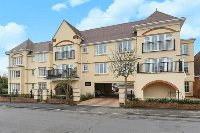 2 Bedroom Flat To Rent In Summerley Point, Summerley Lane, Felpham, PO22