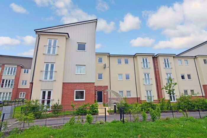 2 Bedroom Flat To Rent In Mallard Close Southam, CV47