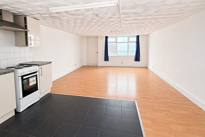 Studio To Rent In Mare Street, London, E8