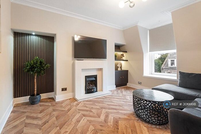 2 Bedroom Flat To Rent In Whitehall Place, Aberdeen, AB25