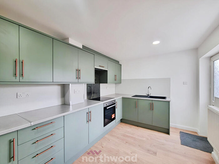 3 Bedroom End Of Terrace House To Rent In Daw Lane, Bentley, Doncaster, DN5