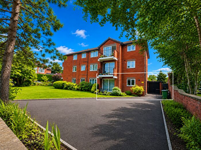 2 Bedroom Apartment For Sale In York Road, Southport, PR8