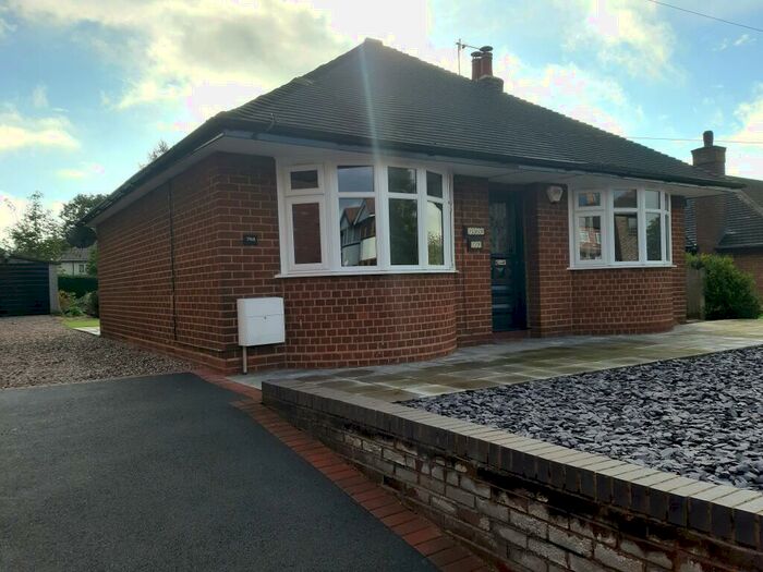 2 Bedroom Bungalow To Rent In Tamworth Road, Tamworth, B77