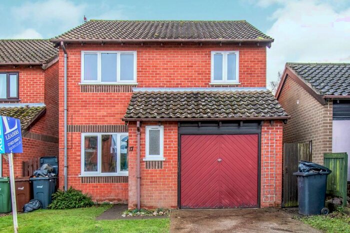 3 Bedroom Detached House To Rent In Admirals Way, Hethersett, Norwich, NR9