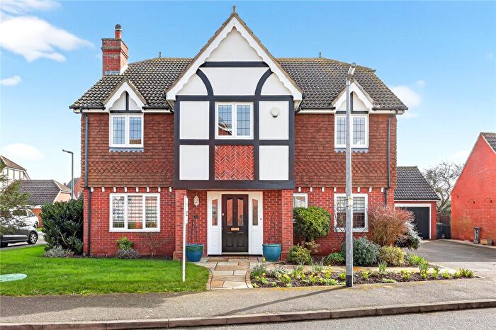 5 Bedroom Detached House For Sale In Duck End Close, Houghton Conquest, Bedfordshire, MK45